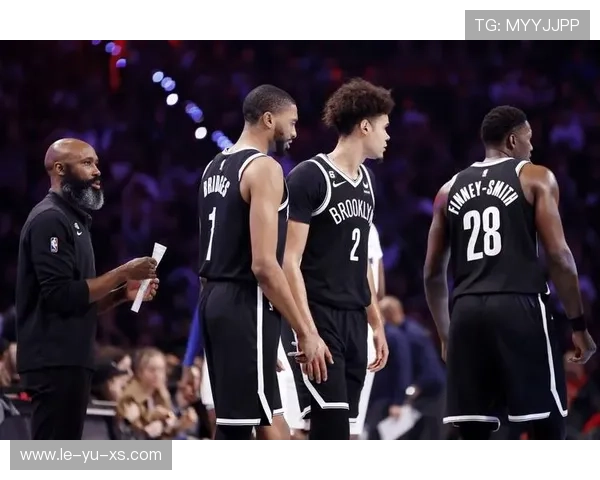 布鲁克林篮网重建进展显著,年轻阵容崭露头角 布鲁克林篮网重建进展显著,年轻阵容崭露头角